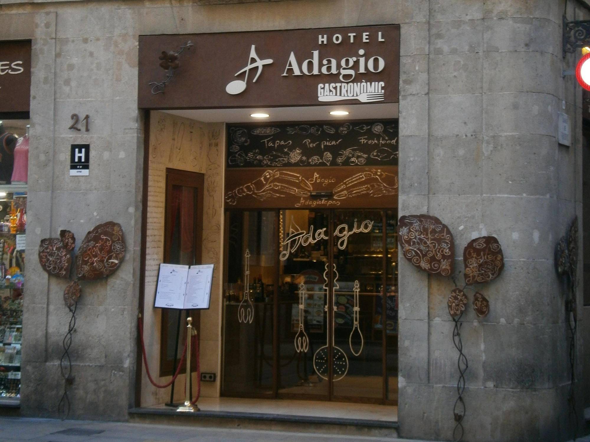 Hotel Adagio Barcelona Exterior foto